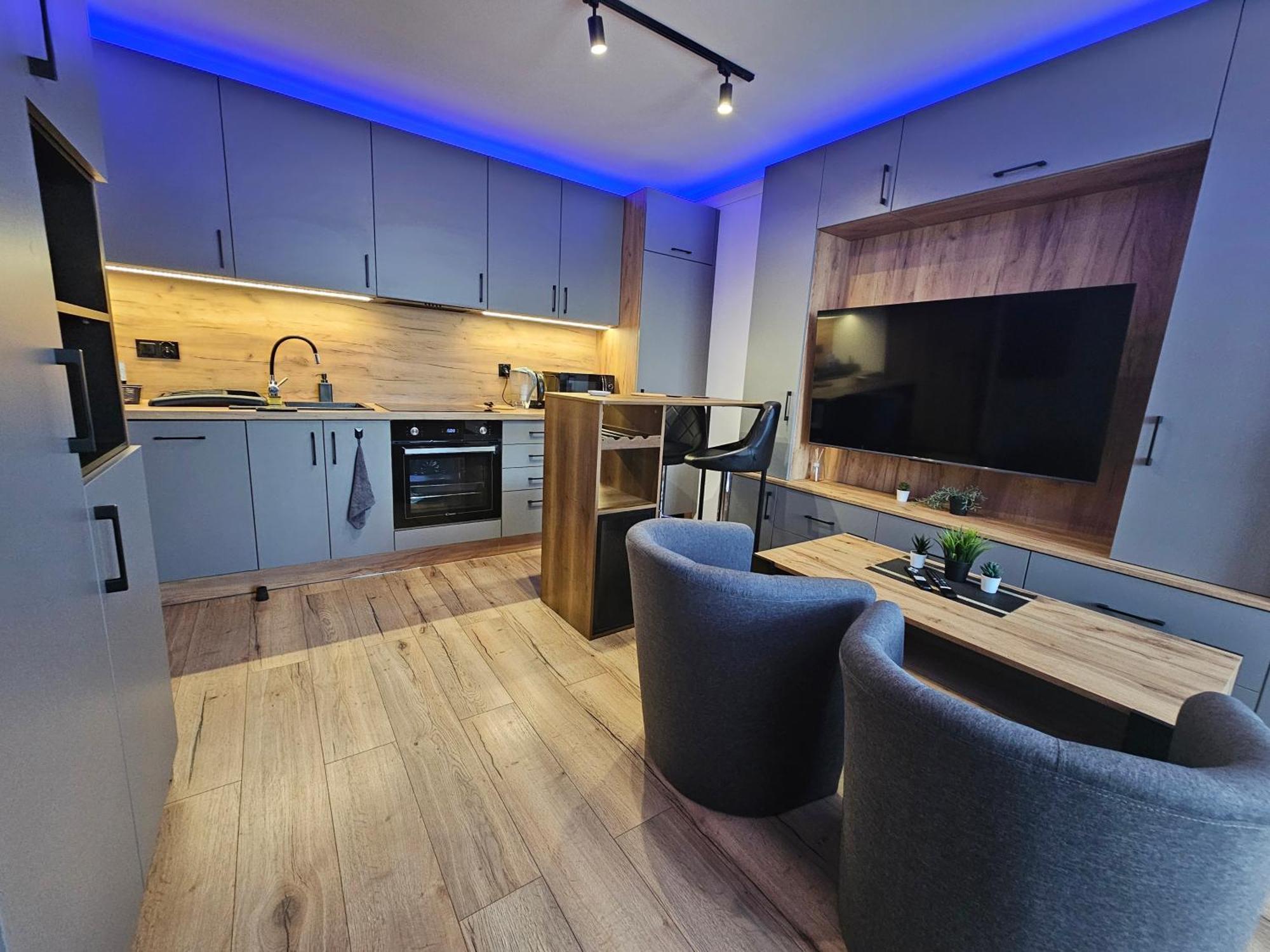 Handy Apartamenty - Mieszkania Na Doby W Centrum Rzeszowa מראה חיצוני תמונה